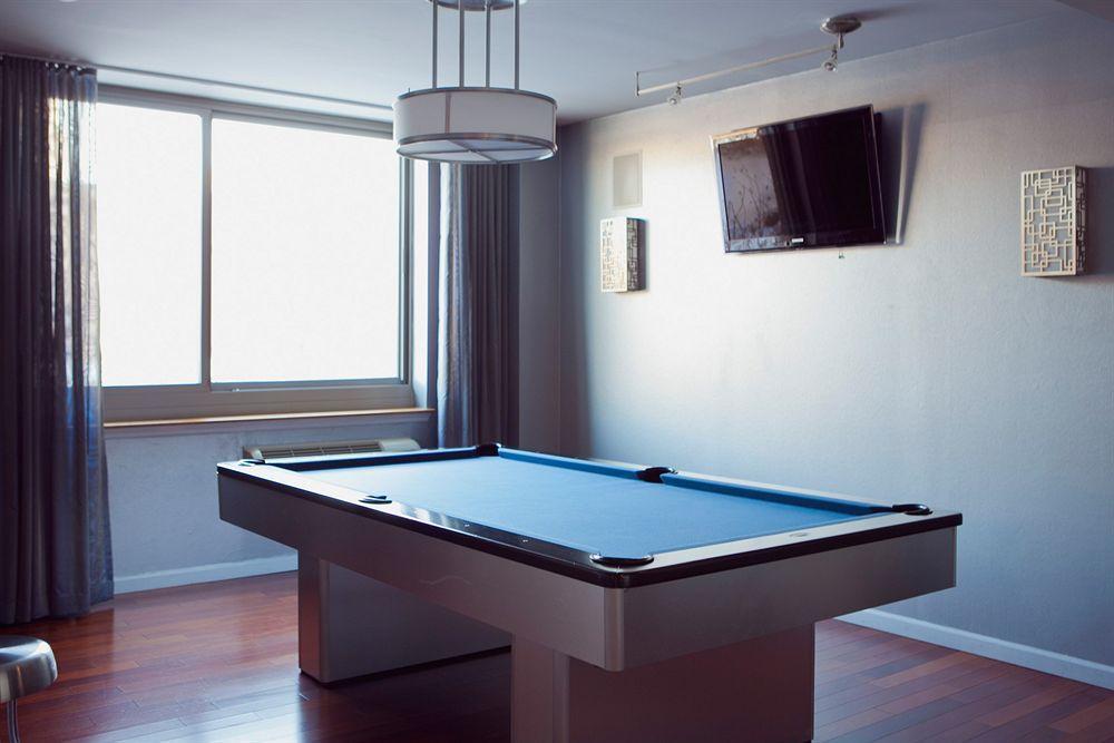 Sky City Apartments New York Dış mekan fotoğraf