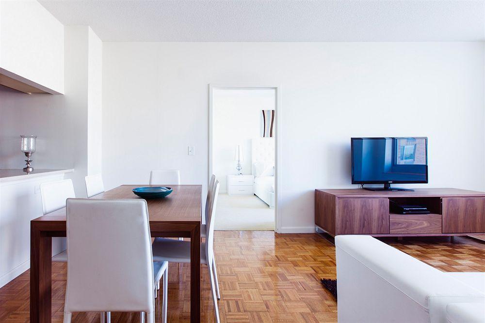 Sky City Apartments New York Dış mekan fotoğraf