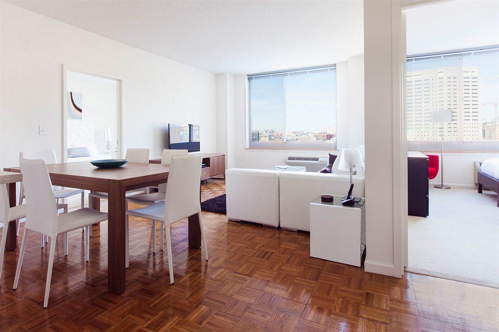 Sky City Apartments New York Dış mekan fotoğraf